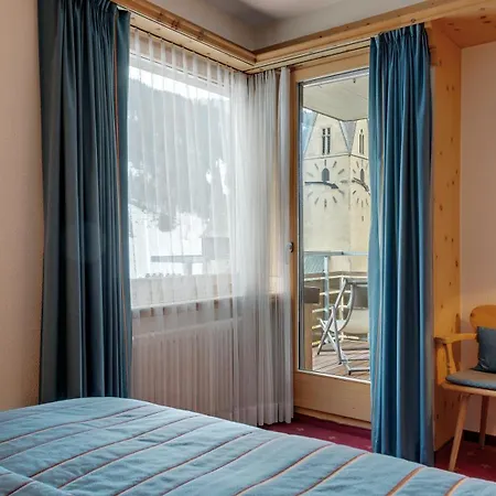 Morosani Posthotel 4* دافوس