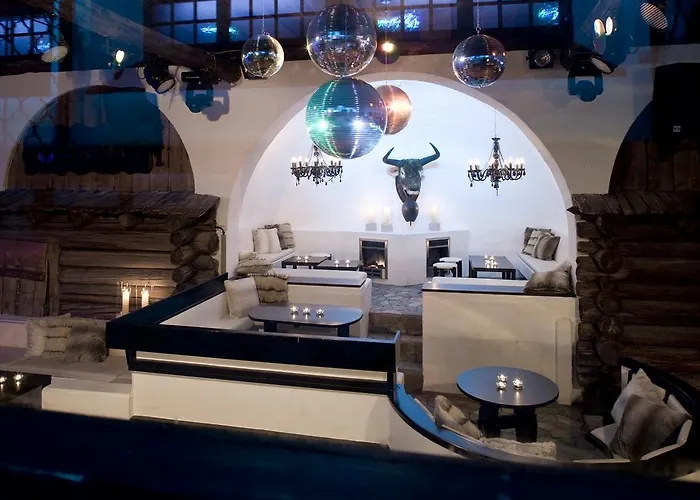 فندق Morosani Posthotel 4*