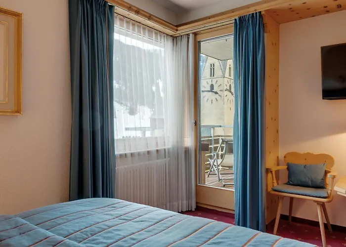 Morosani Posthotel 4* دافوس