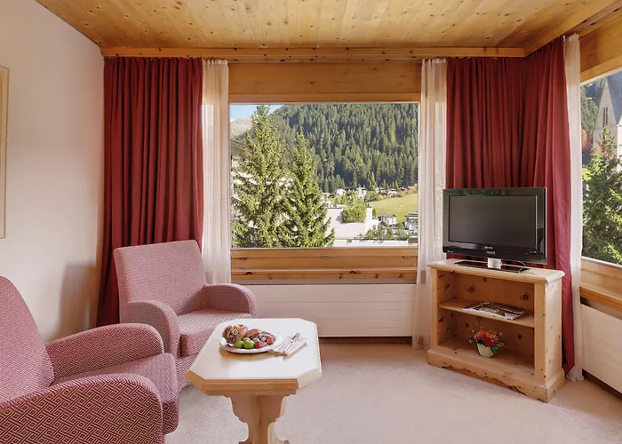 فندق Morosani Posthotel 4*