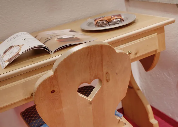 Morosani Posthotel Otel 4*