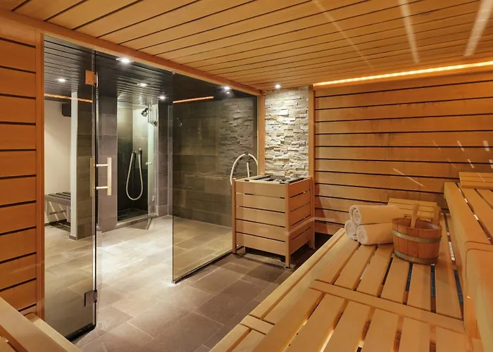 فندق Morosani Posthotel 4*