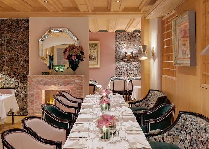 Morosani Posthotel Otel 4*