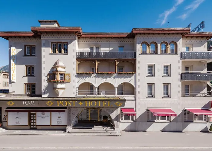 Morosani Posthotel فندق 4*