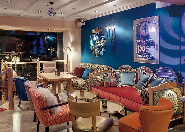 Morosani Posthotel Hotel